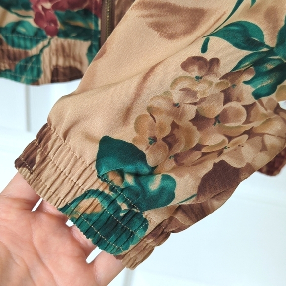 Teddi 90's Vintage Floral Printed Lightweight Silky Zip Up Jacket Brown Green SP - Picture 12 of 14